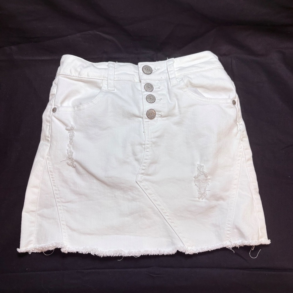 Justice Girls White Distressed Denim Skort Button Front Size 10 Raw Hem